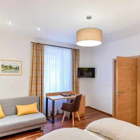 Konditorei Muessauer Rum i privatbostad Waidhofen an der Thaya